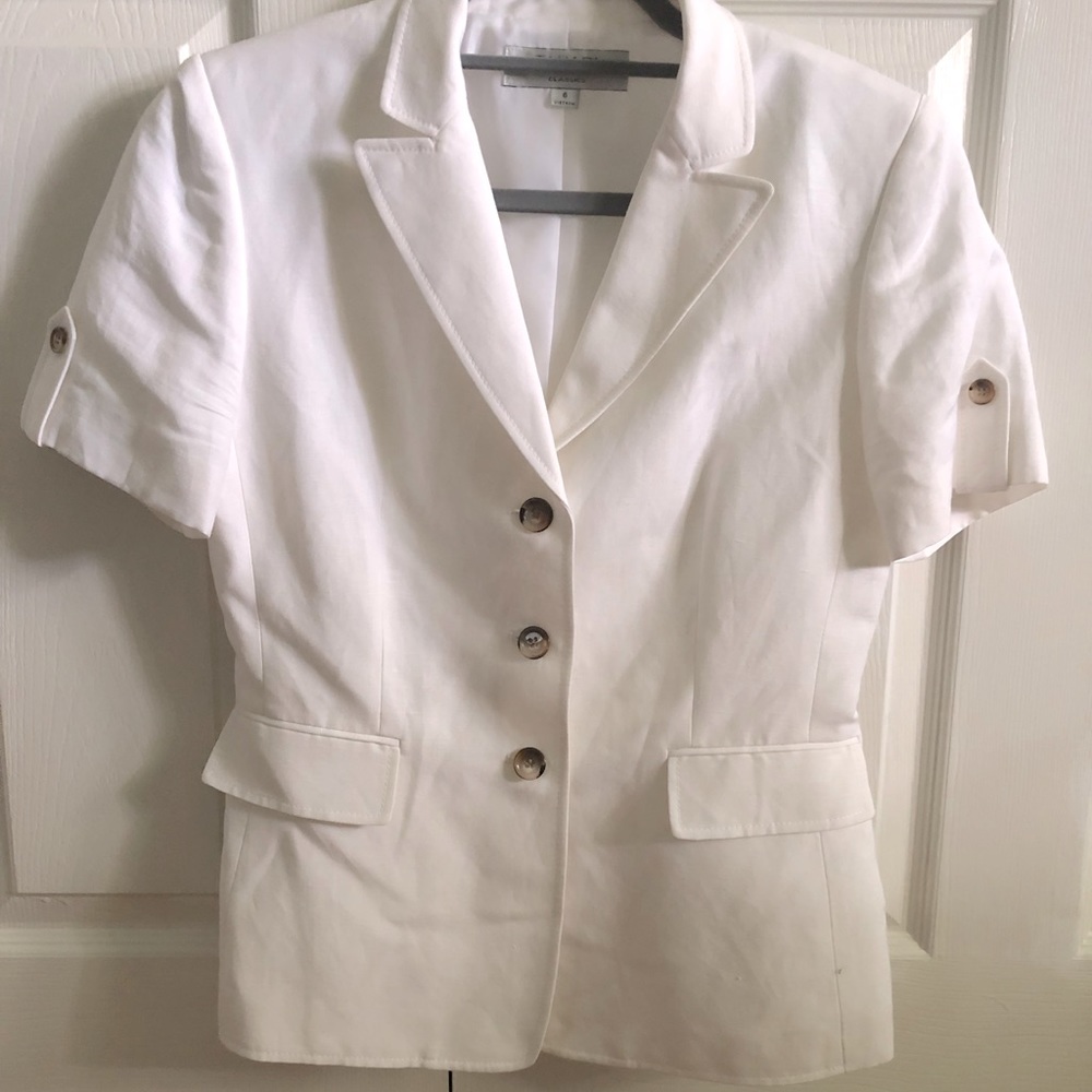 White blazer- TAHARI